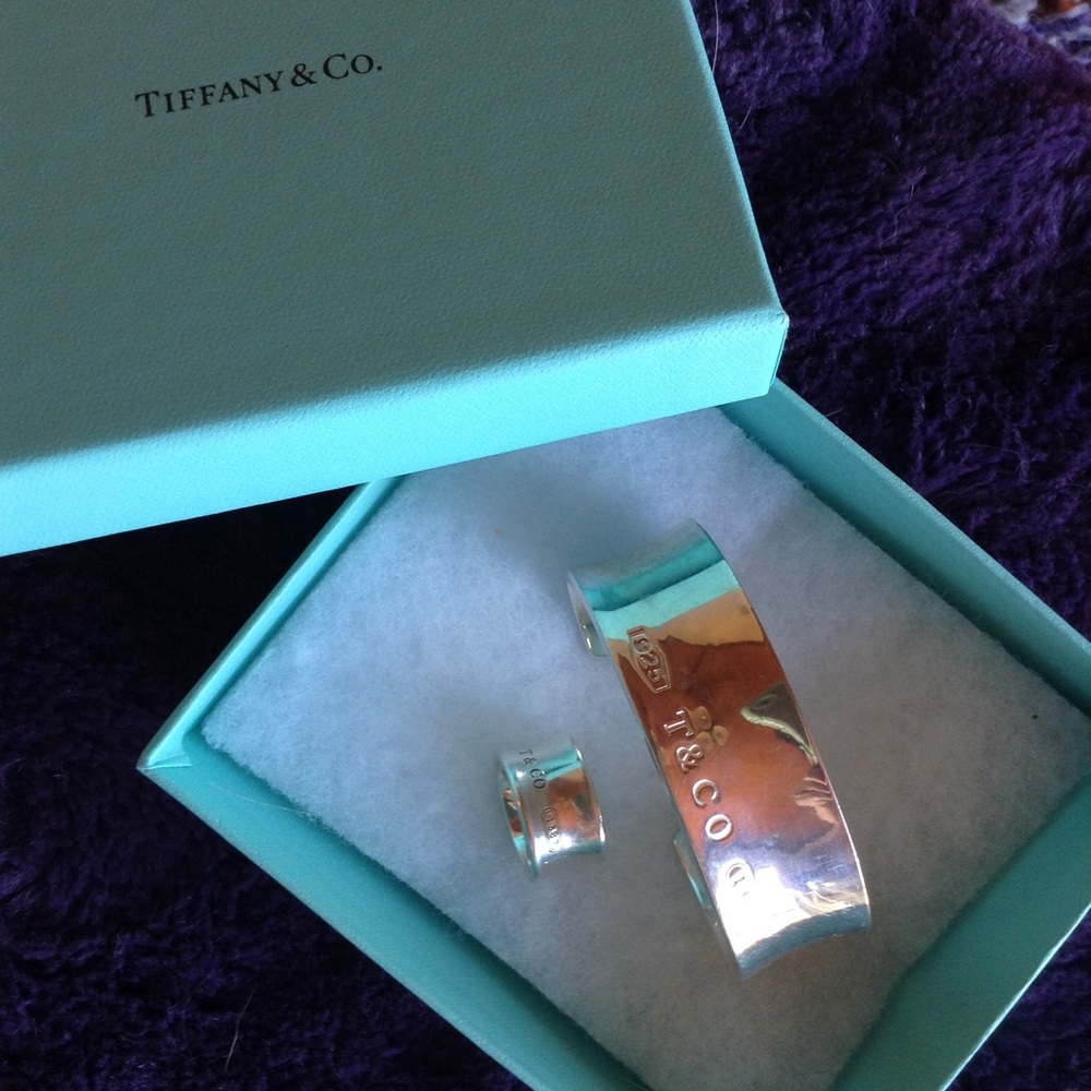 Tiffany & Co. Bangle Cuff & Matching Ring💠 💠💠